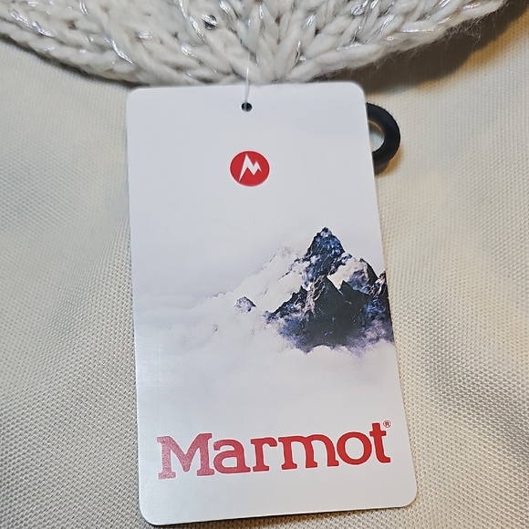 Marmot White Knit Beanie with Sequins - Picture 5 of 11